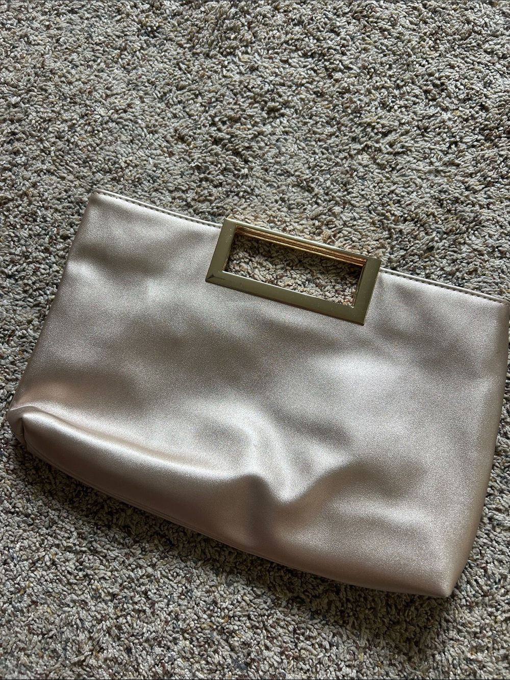 Chic Cream Metallic Clutch with Gold Rectangular Handle